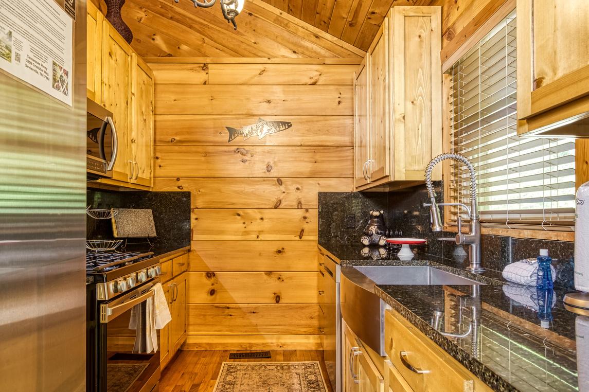 Tennessee Risky - New Listing