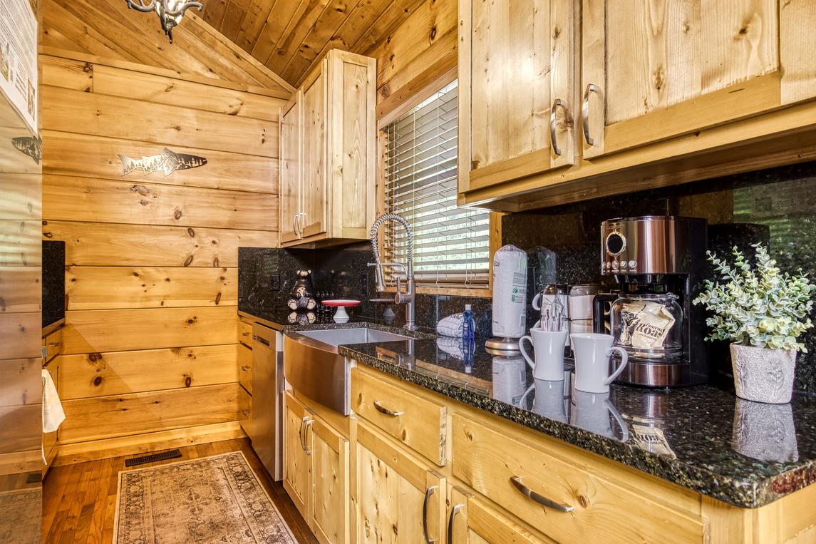 Tennessee Risky - New Listing