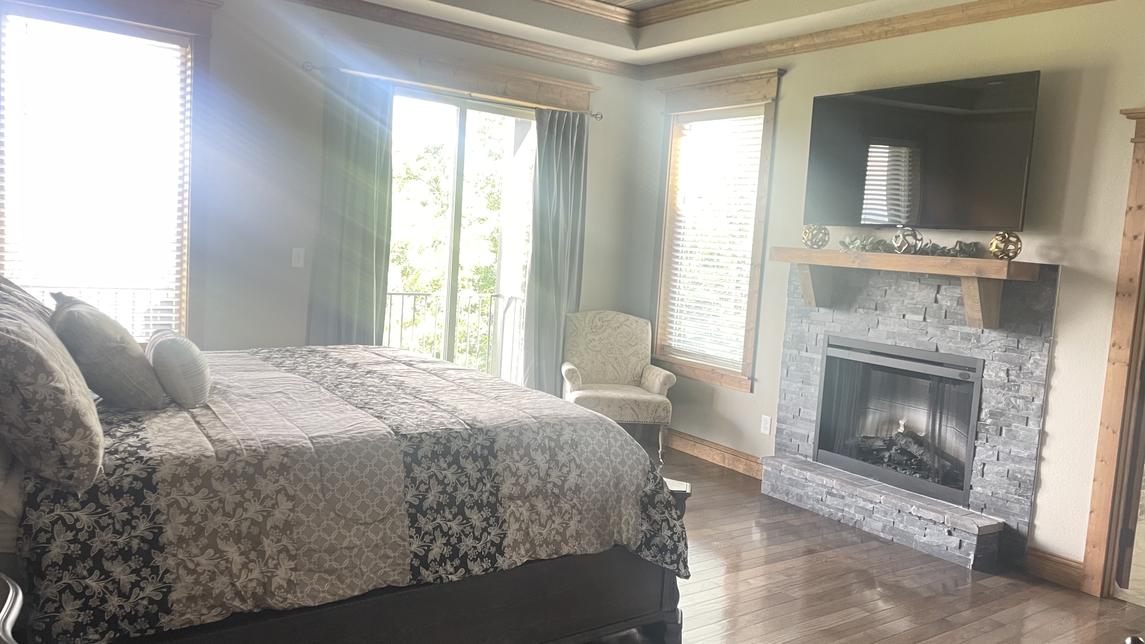 Rooms with a View - New Listing