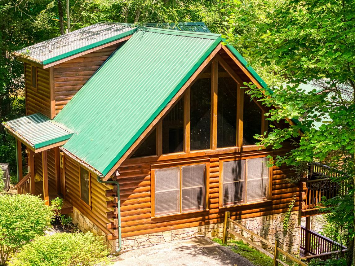 Smoky Mountain Escape - New Listing