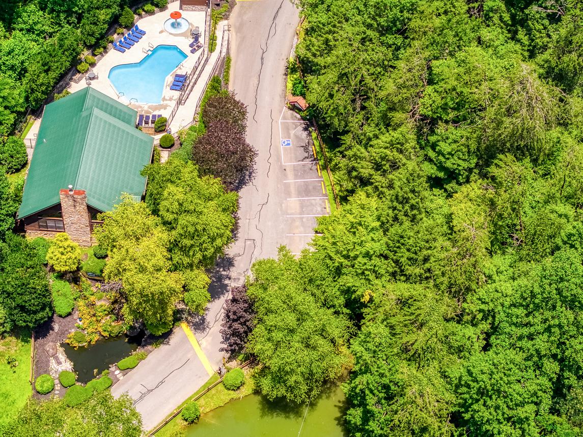 Smoky Mountain Escape - New Listing