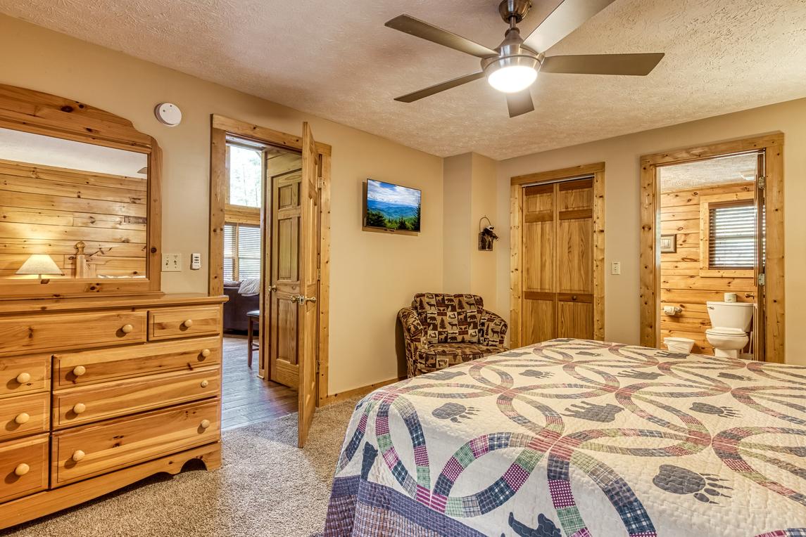 Smoky Mountain Escape - New Listing