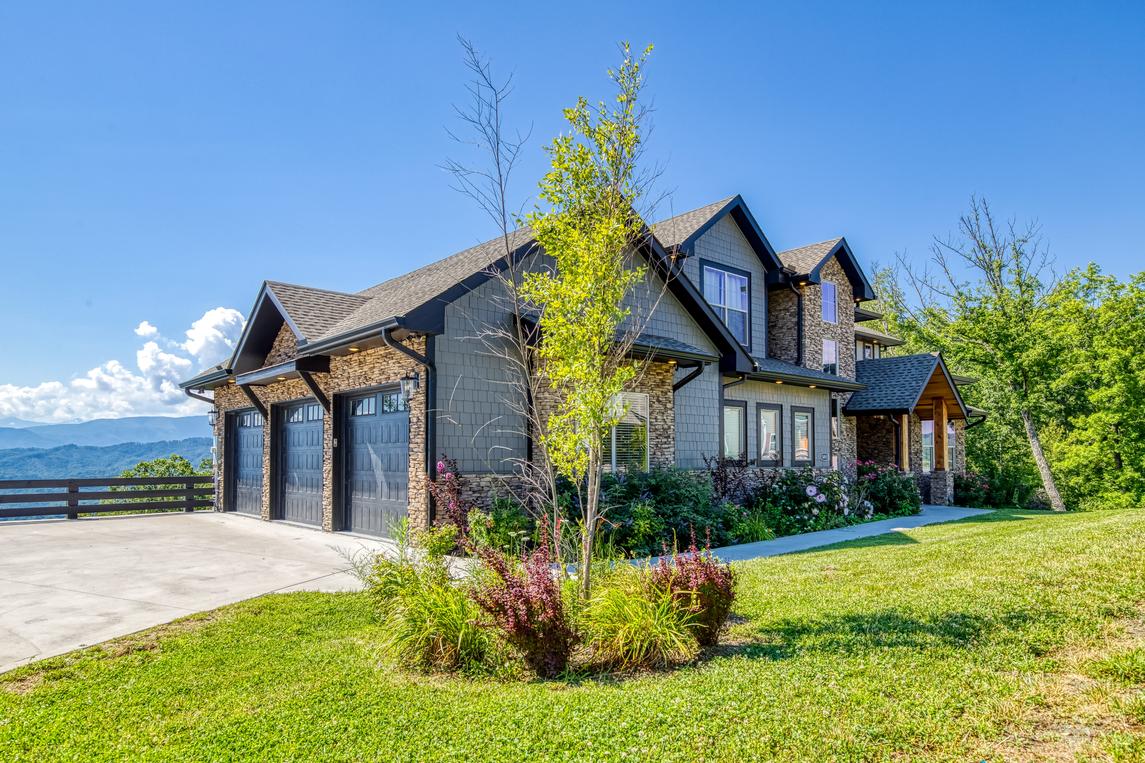 Rooms with a View - New Listing