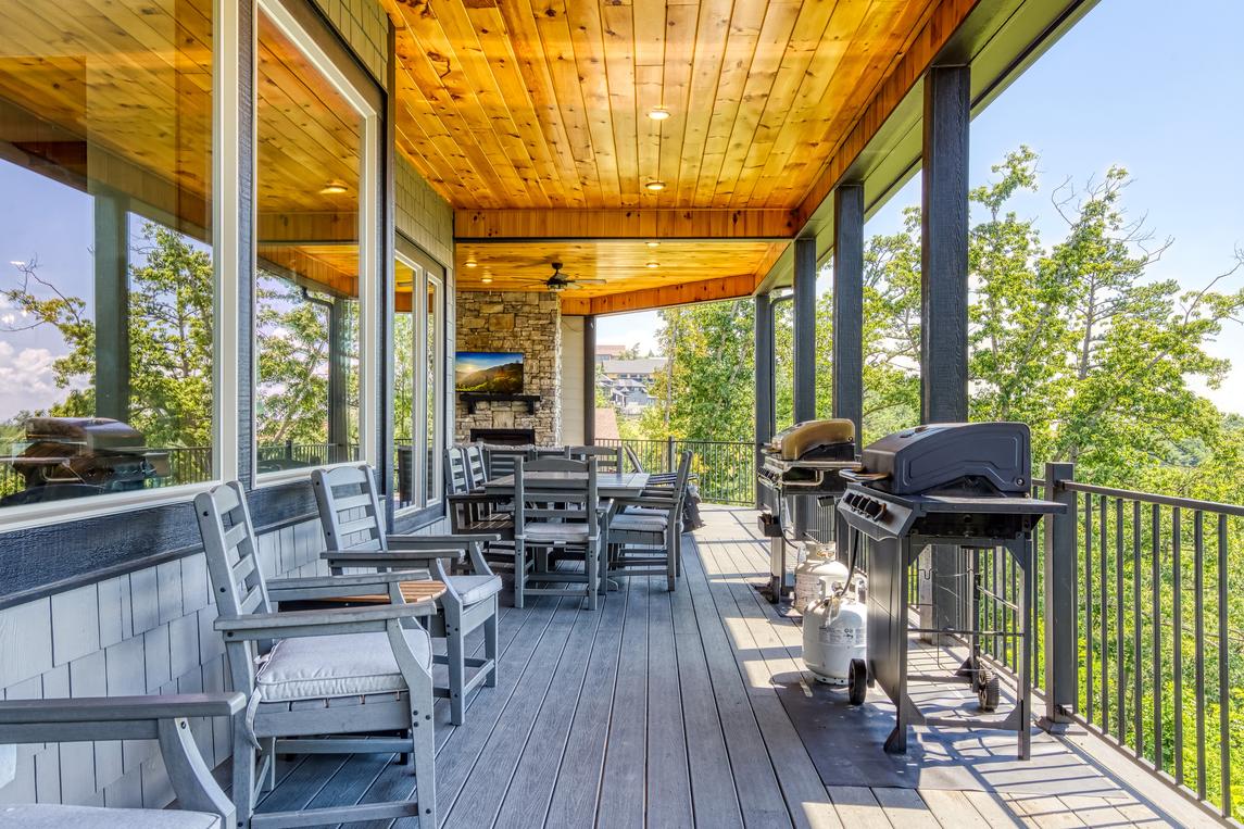 Rooms with a View - New Listing