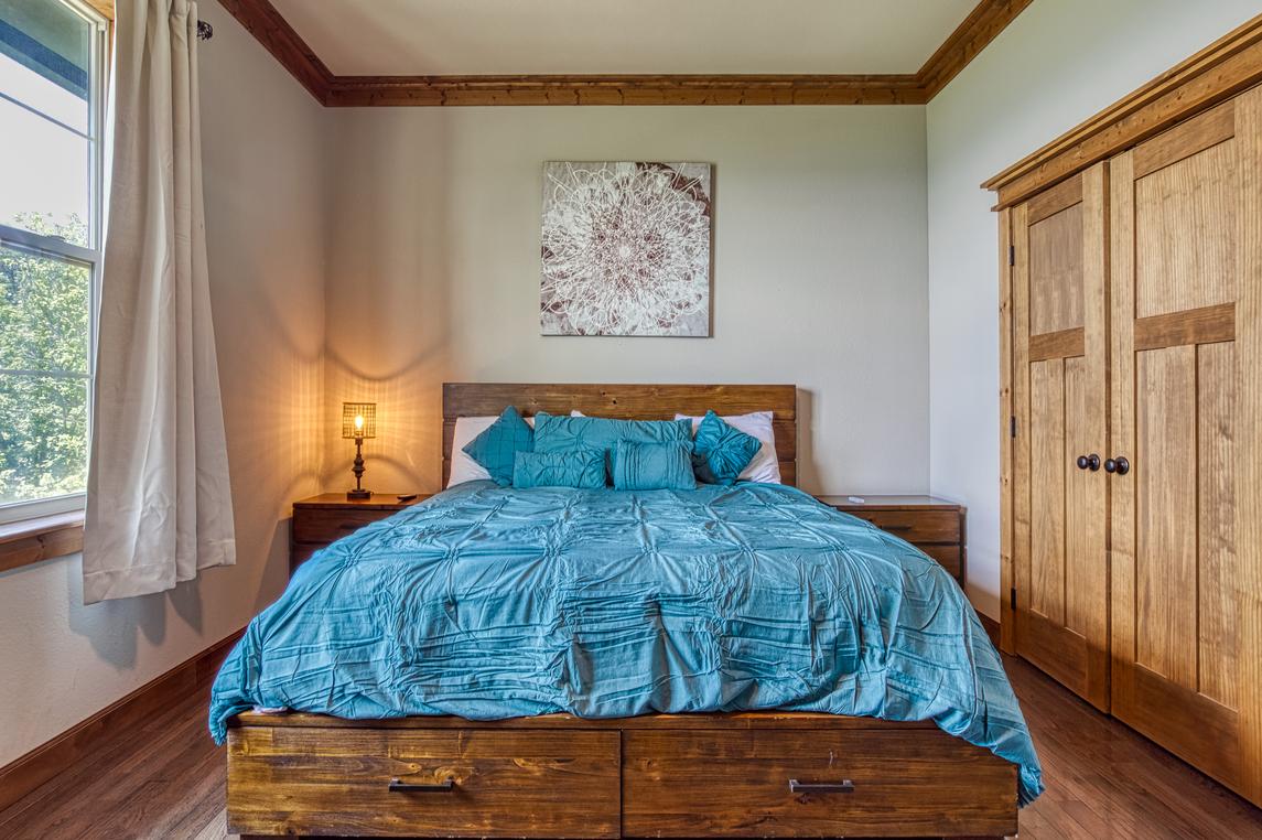 Rooms with a View - New Listing