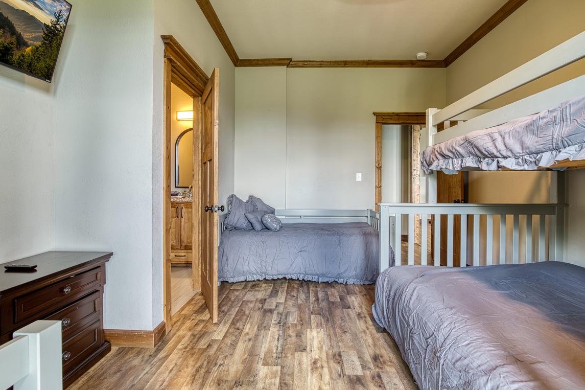Rooms with a View - New Listing