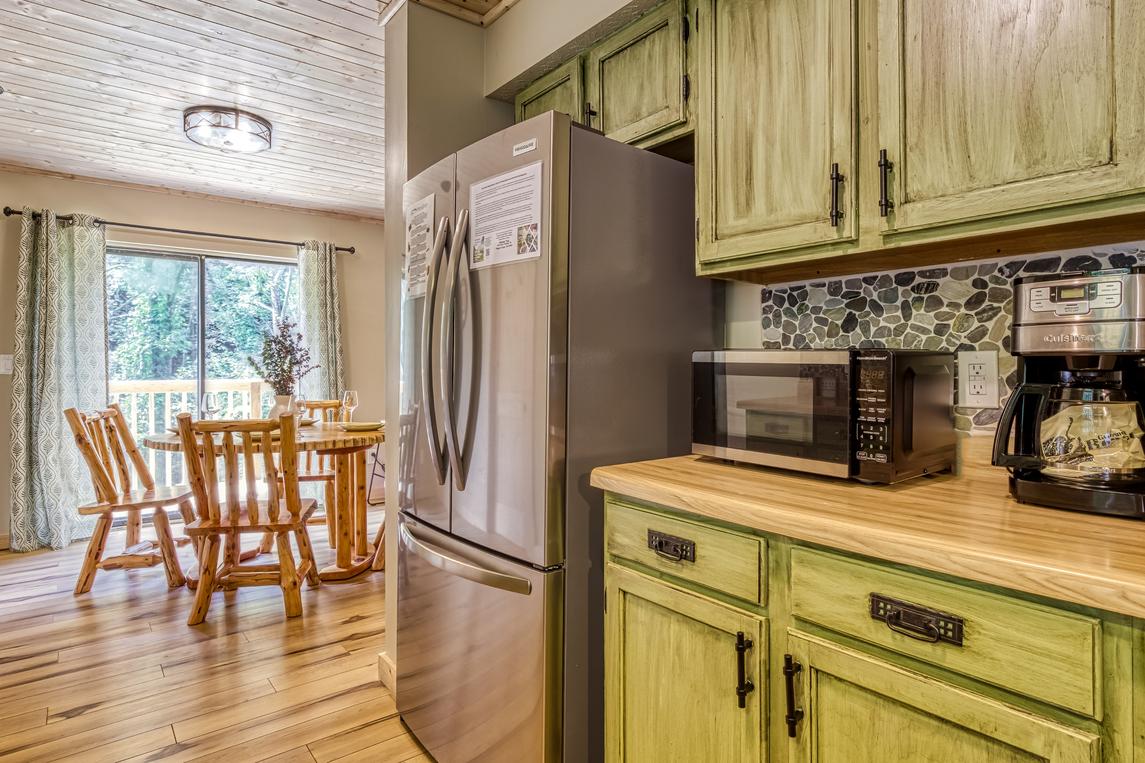 Velden Top - new listing