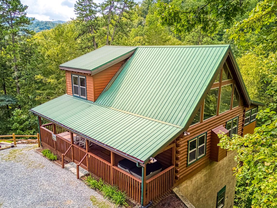 Glori's Retreat