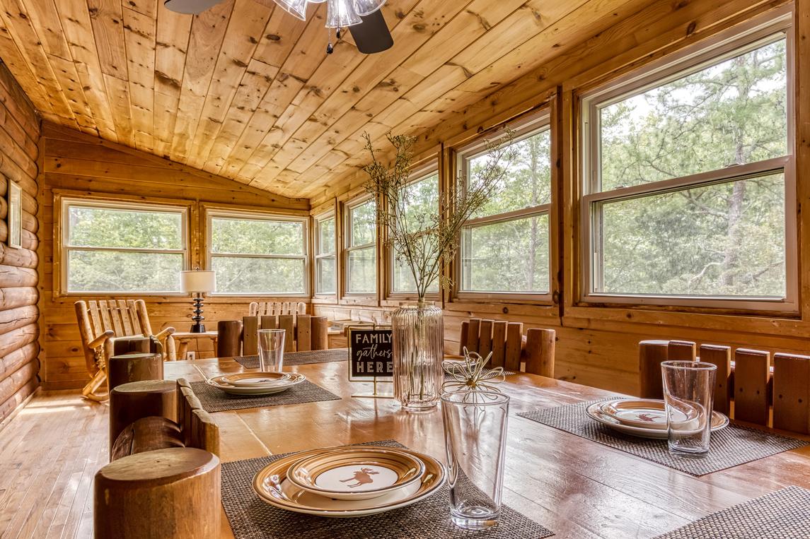 Glori's Retreat
