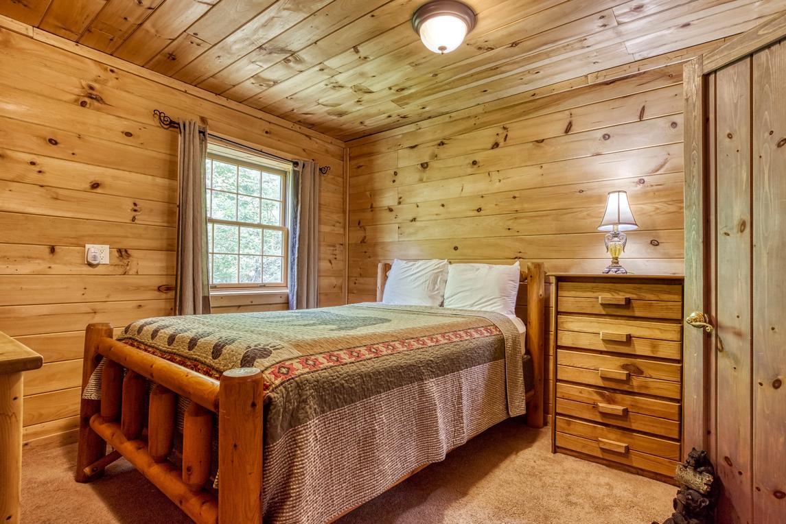 Glori's Retreat