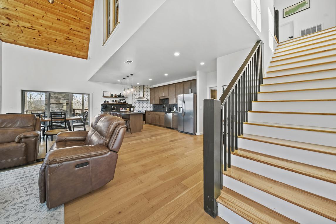 Ritzy Bear Lodge - New Listing