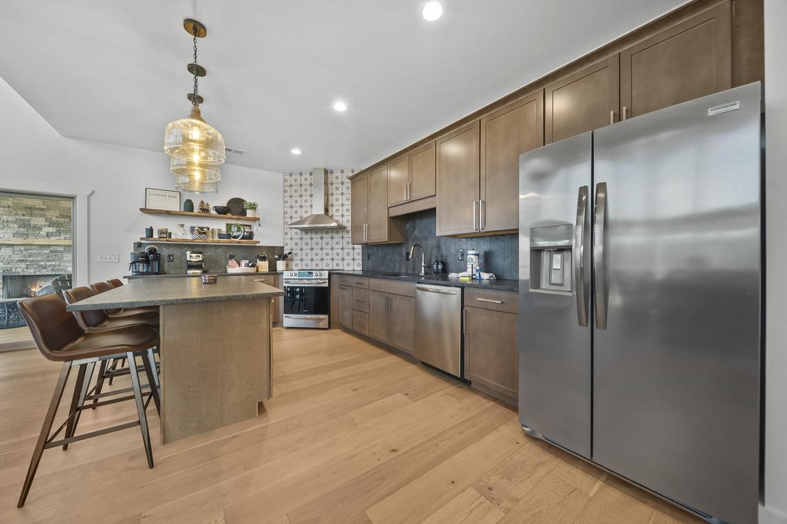 Ritzy Bear Lodge - New Listing