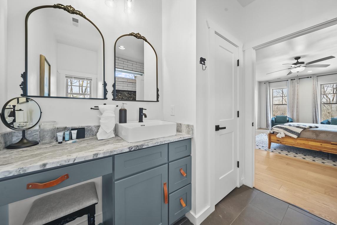 Ritzy Bear Lodge - New Listing