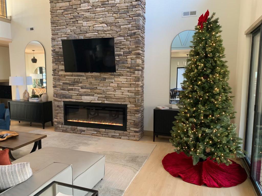 Splash Mountain Lodge