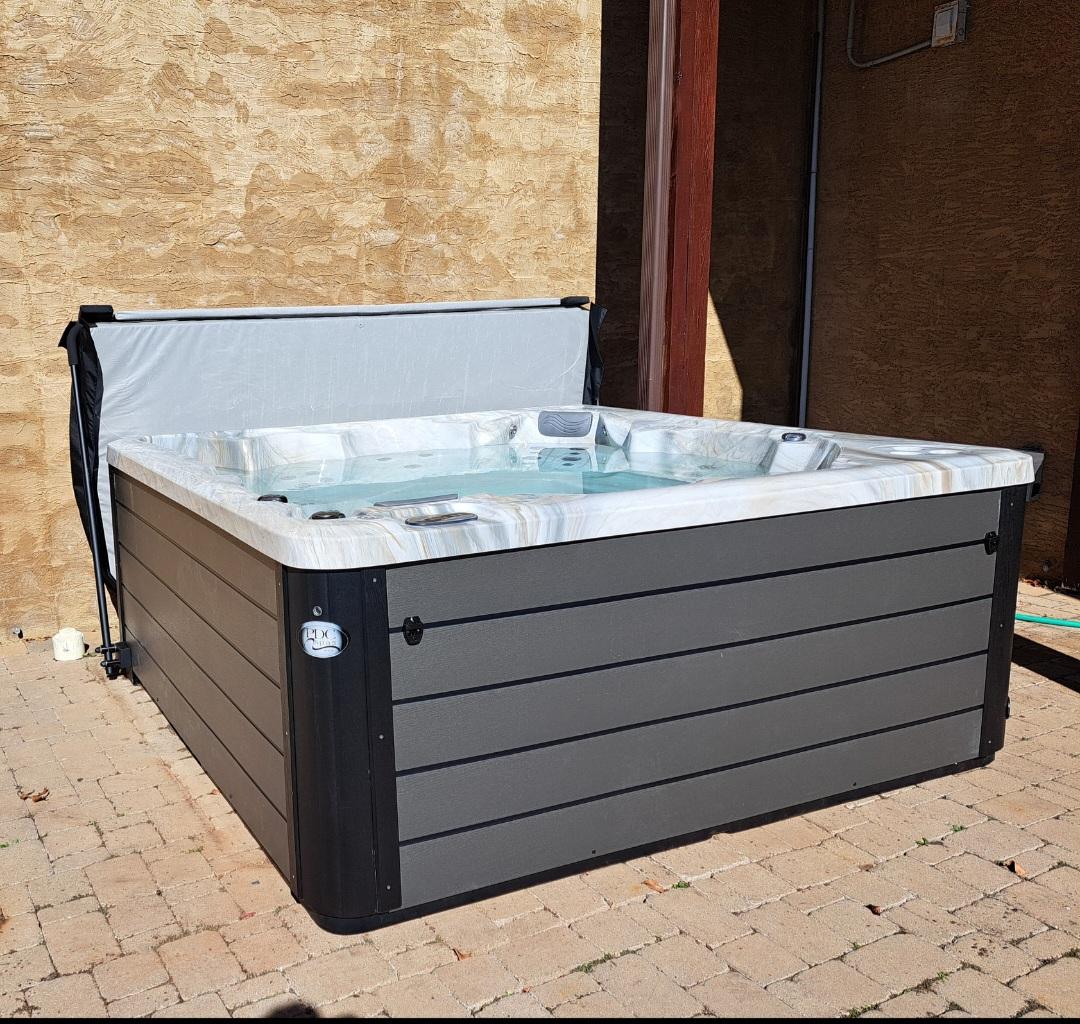 Serenity Mountain Pool Lodge