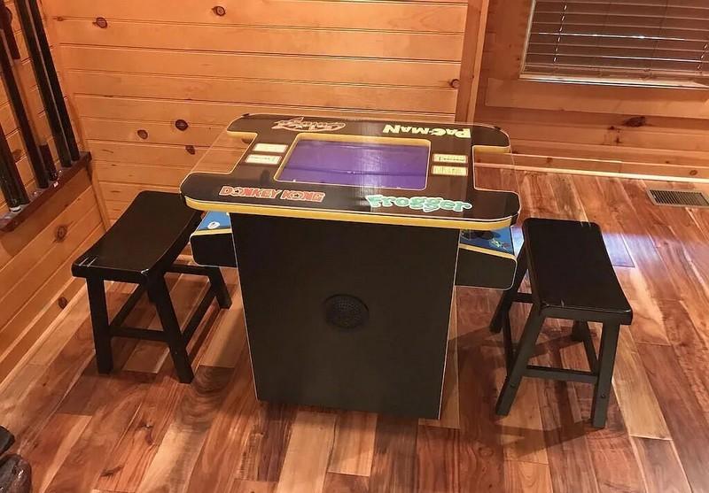 Smoky Serenity Chalet - New Lisiting