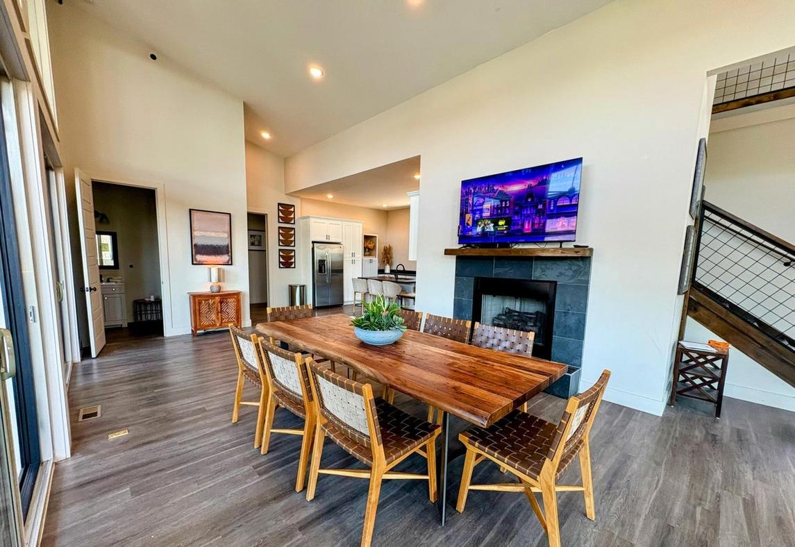 Summit Trails Retreat - New listing