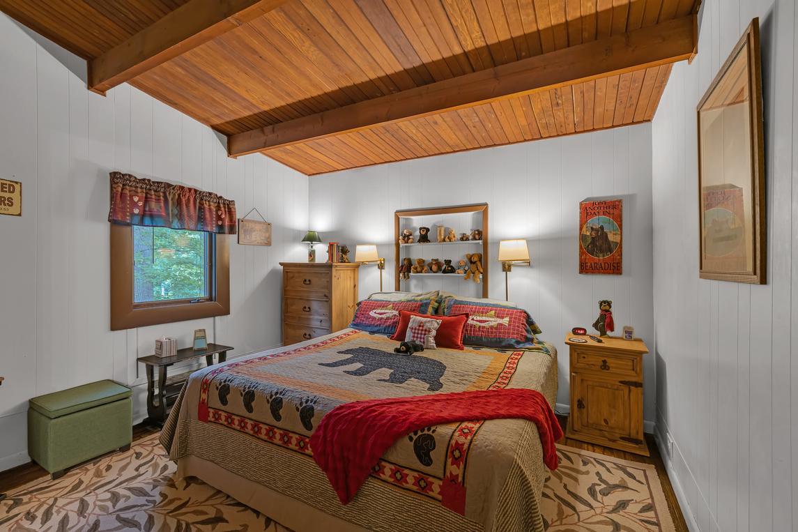 Bear Cub Retreat - New Listing