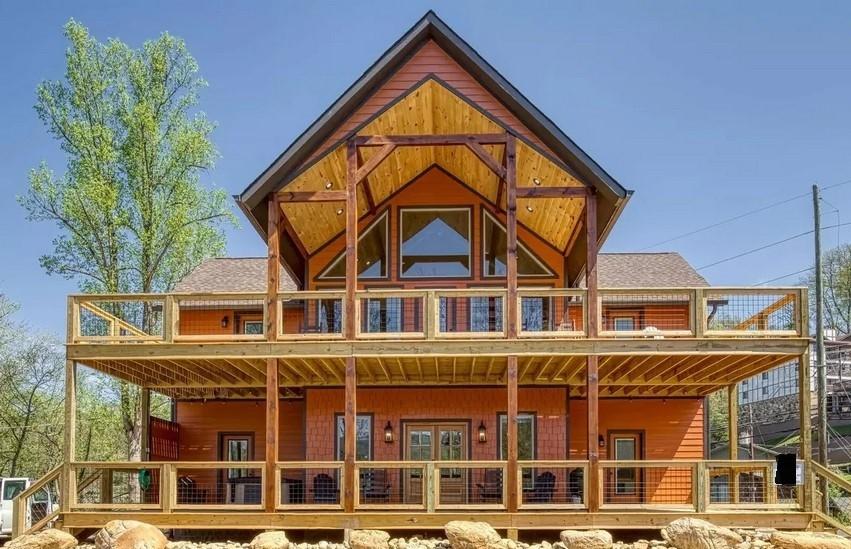 The Manor At Burg Hill - New Listing