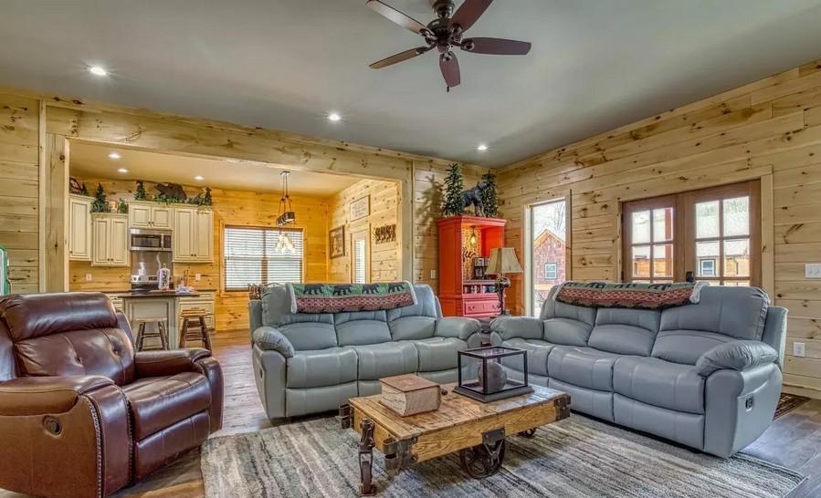 The Manor At Burg Hill - New Listing