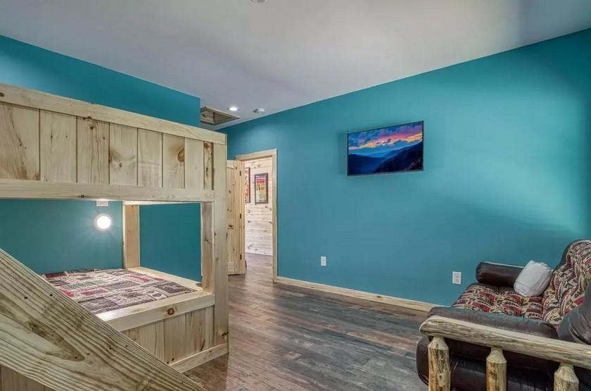 The Manor At Burg Hill - New Listing