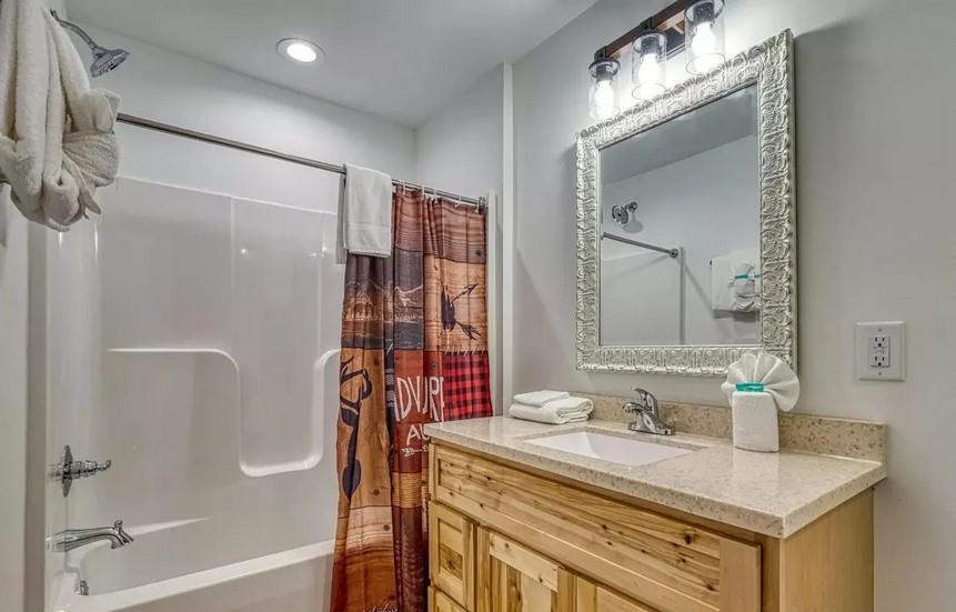 The Manor At Burg Hill - New Listing