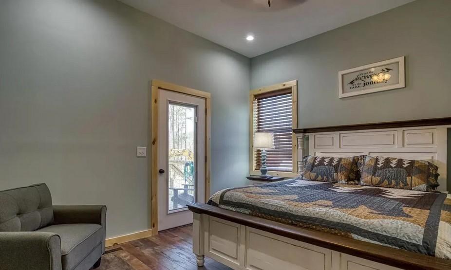 The Manor At Burg Hill - New Listing