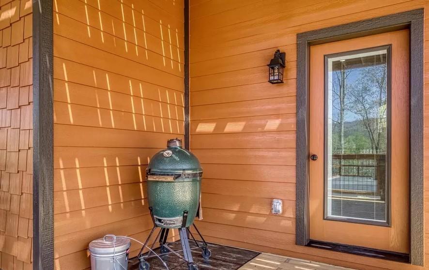 The Manor At Burg Hill - New Listing