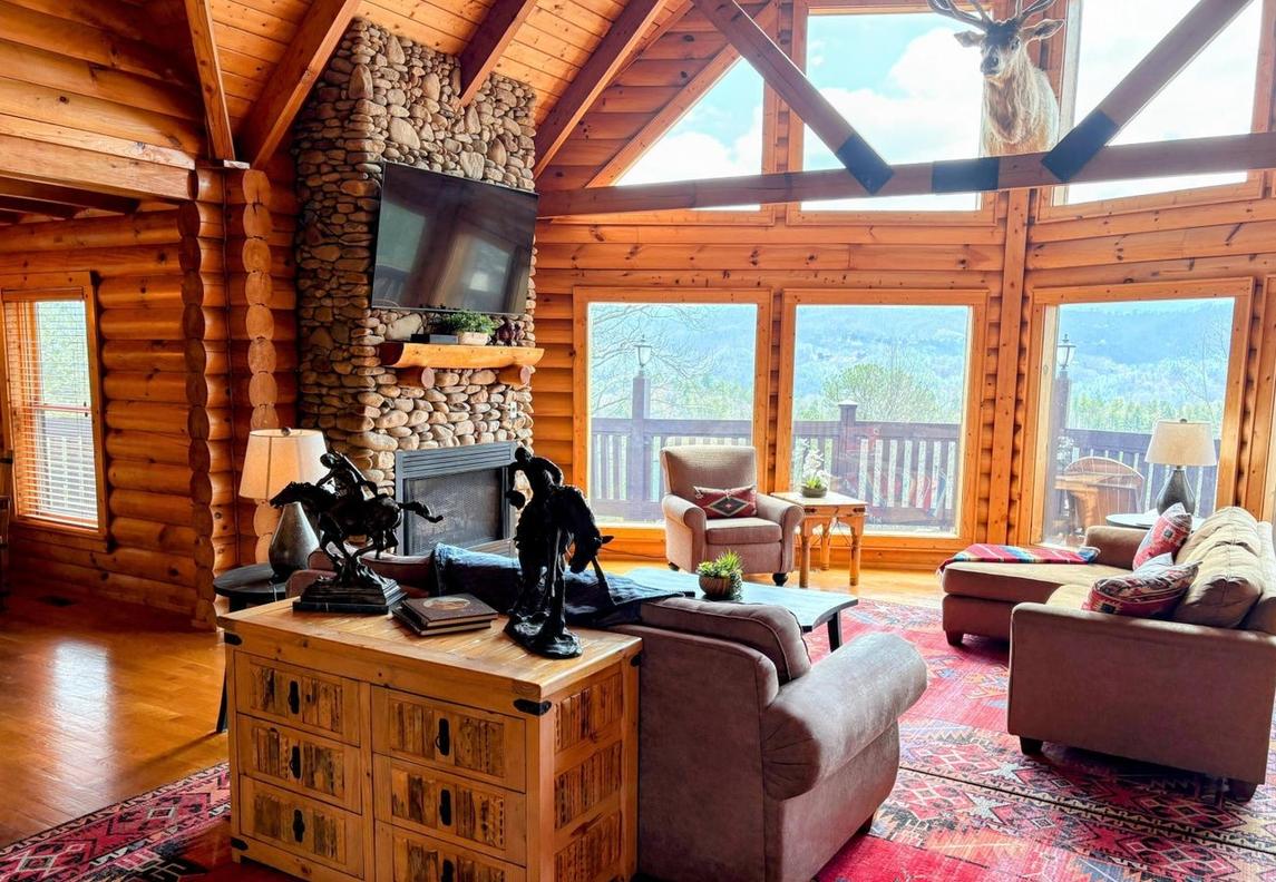 Heaven on a Hill - New Listing