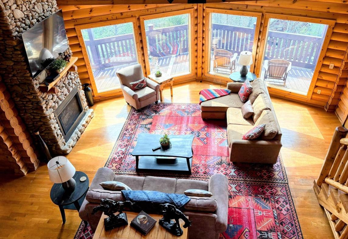 Heaven on a Hill - New Listing