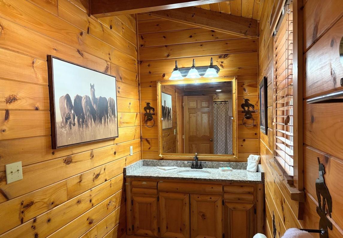 Heaven on a Hill - New Listing