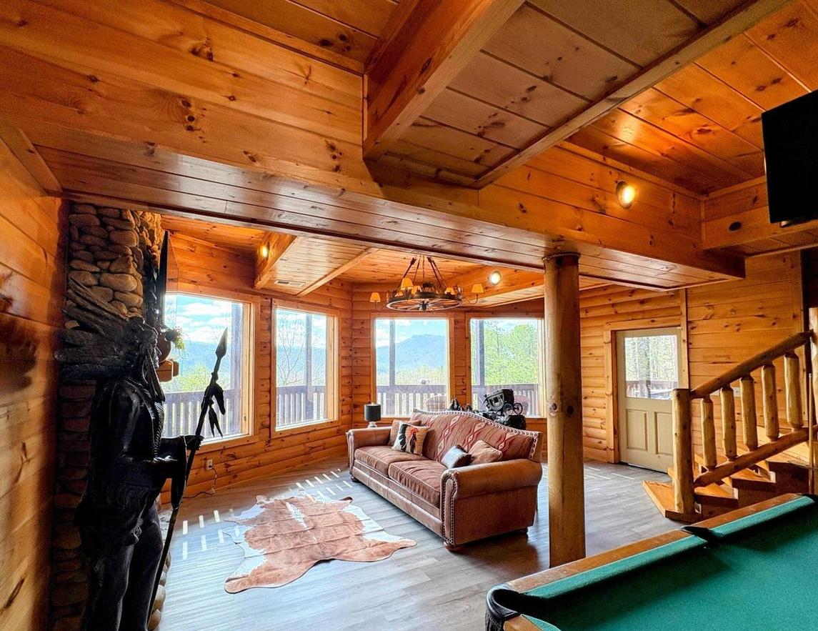 Heaven on a Hill - New Listing