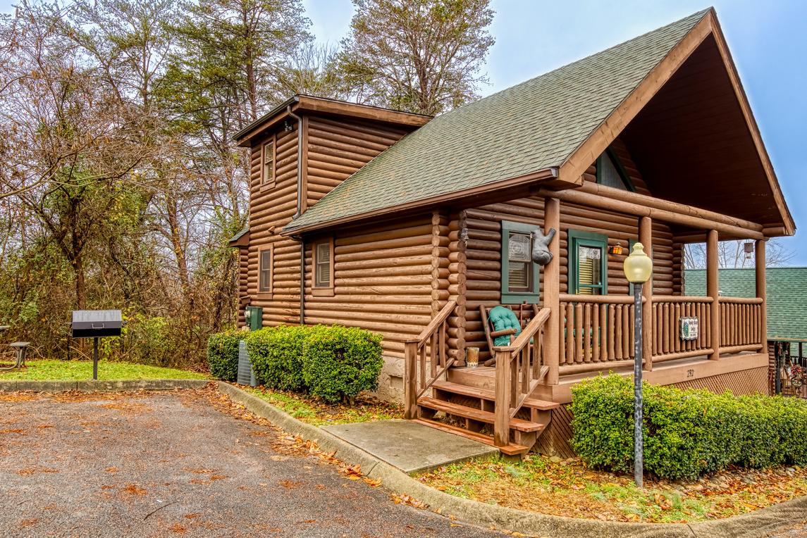 Majestic Bear Retreat - New Listing