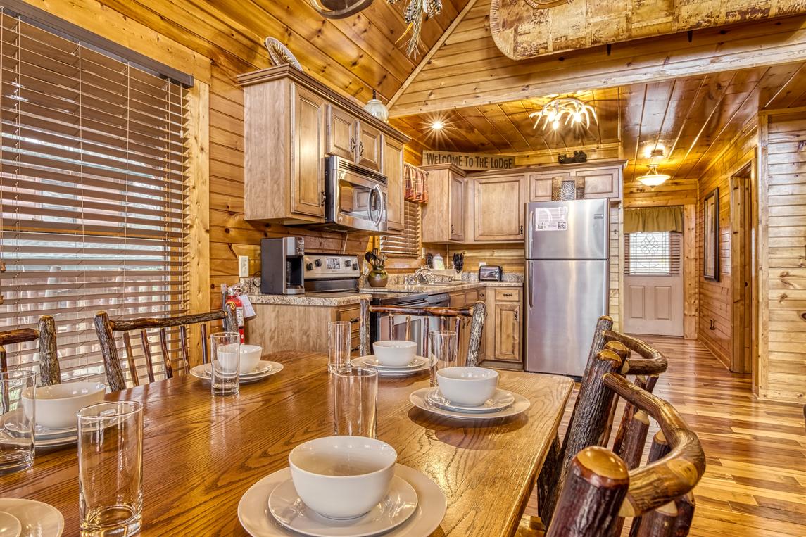 Smoky Serenity Chalet - New Listing