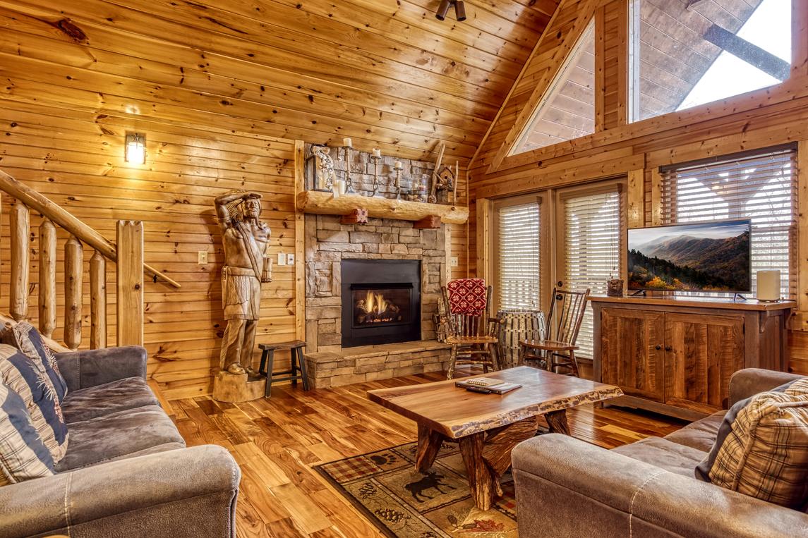 Smoky Serenity Chalet - New Listing