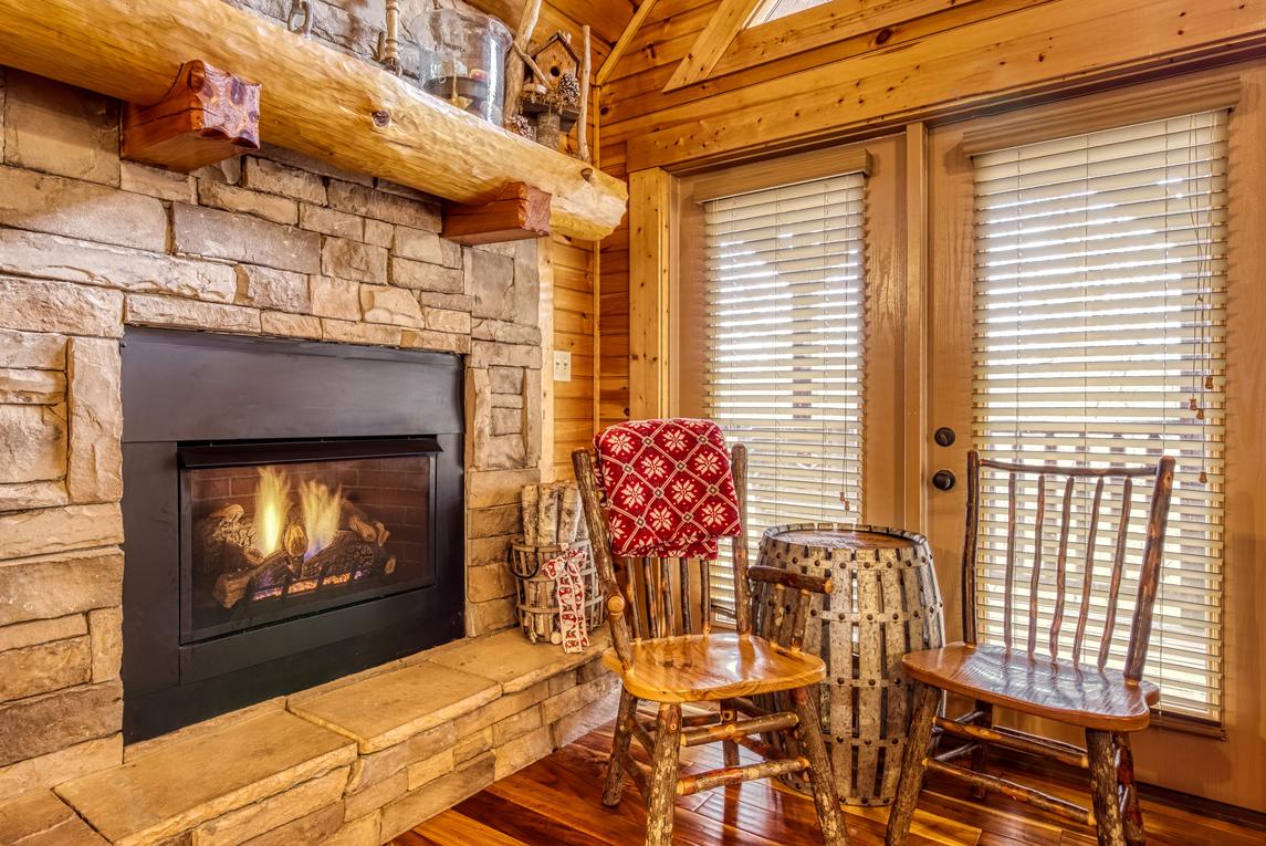 Smoky Serenity Chalet - New Listing