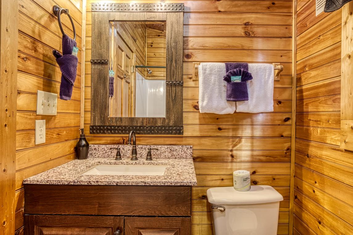 Smoky Serenity Chalet - New Listing