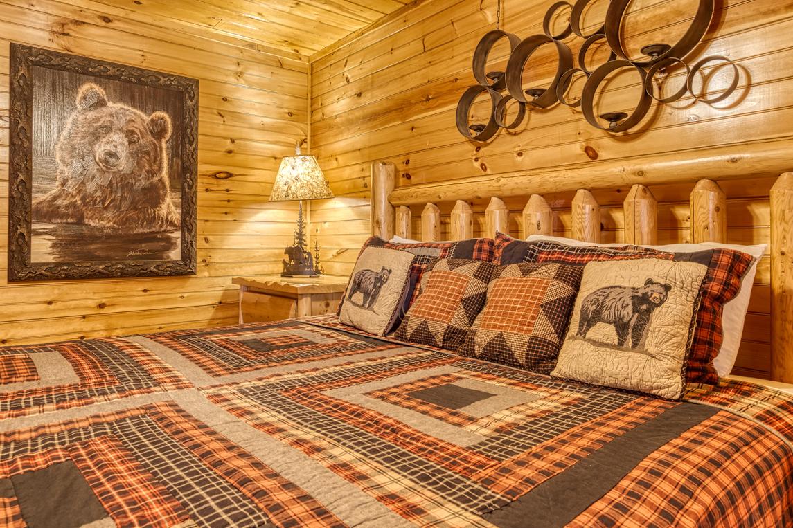 Smoky Serenity Chalet - New Listing