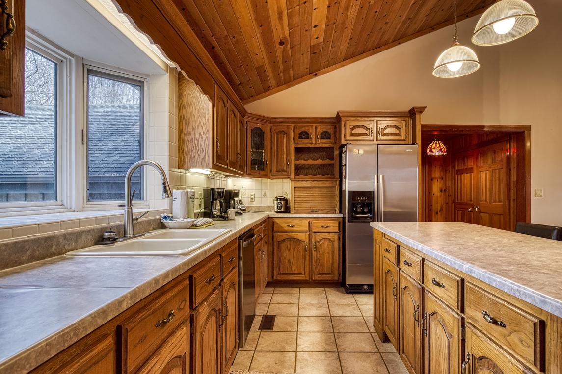 Mountain Vista - New Listing