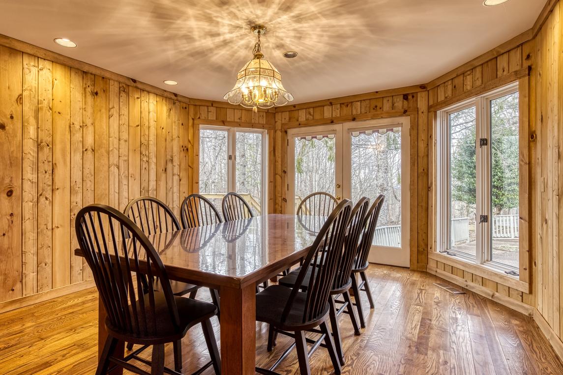 Mountain Vista - New Listing