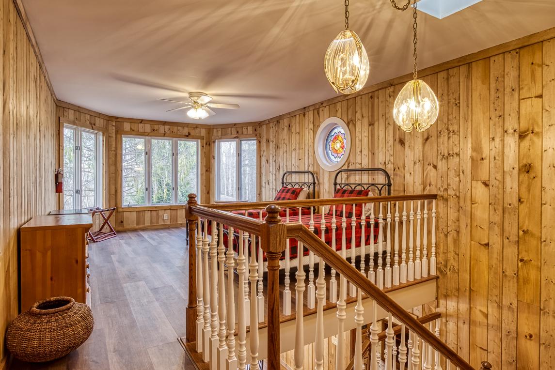 Mountain Vista - New Listing