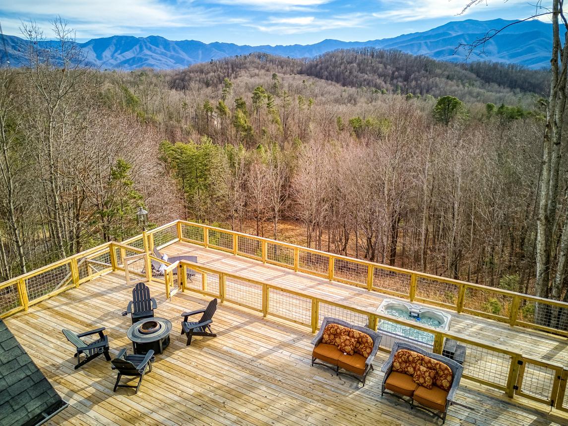 Mountain Vista - New Listing