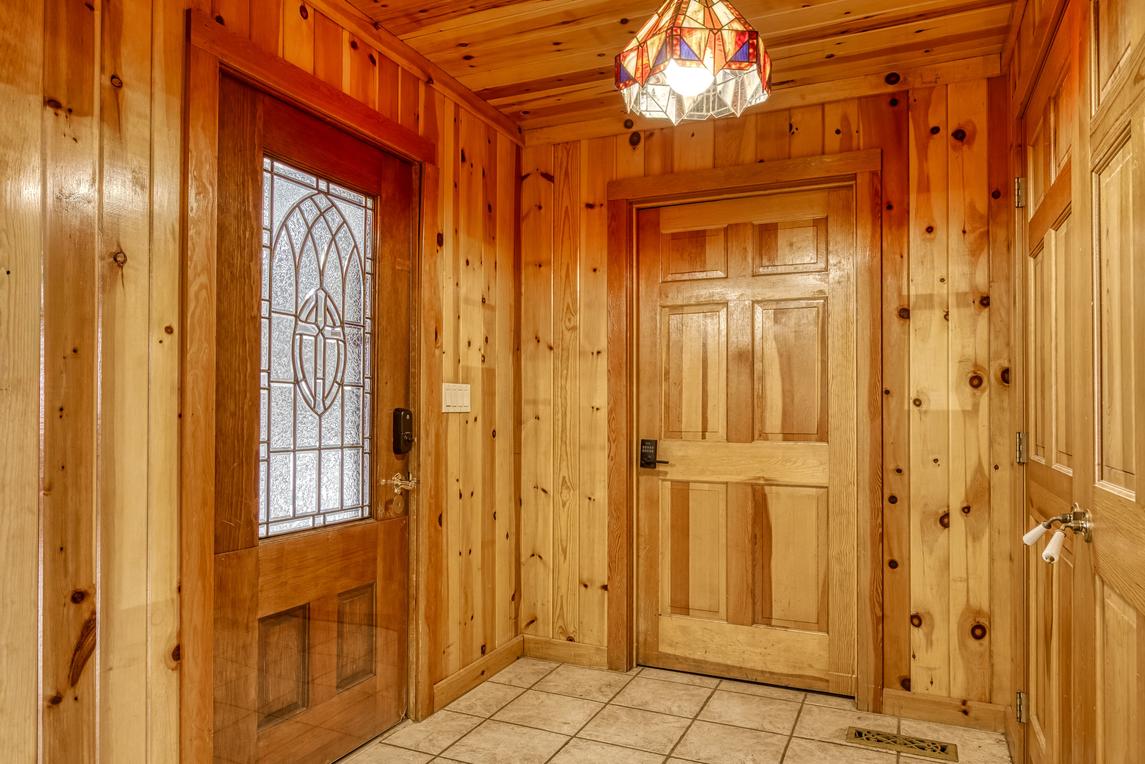 Mountain Vista - New Listing