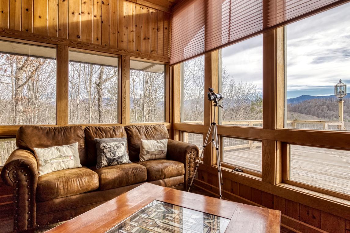 Mountain Vista - New Listing