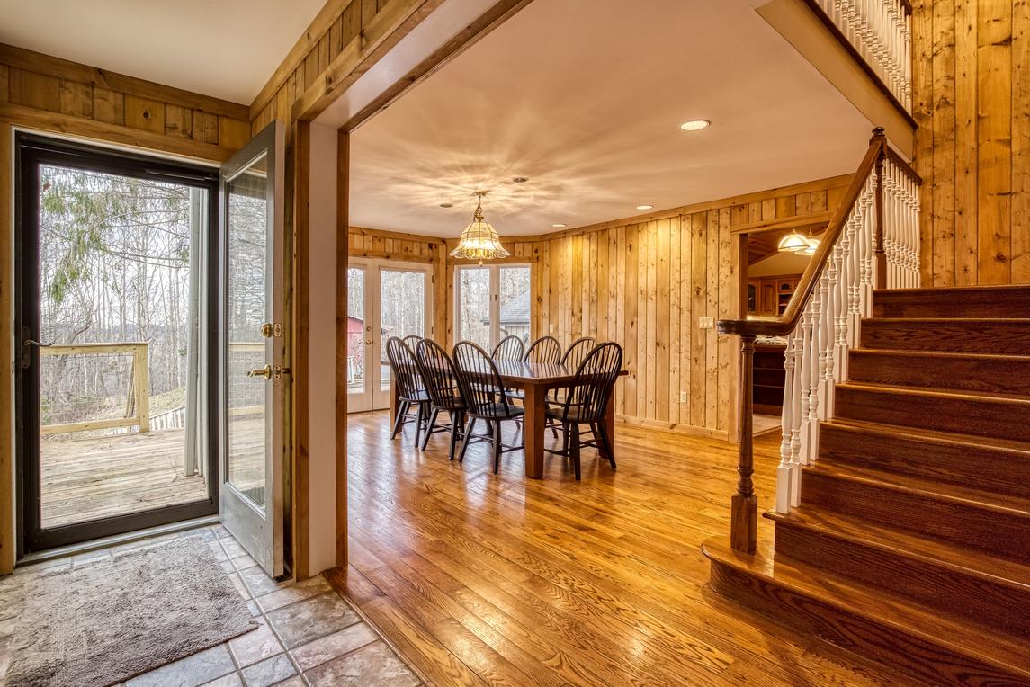 Mountain Vista - New Listing