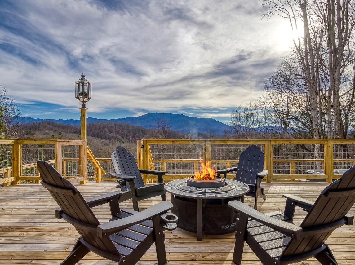 Mountain Vista - New Listing