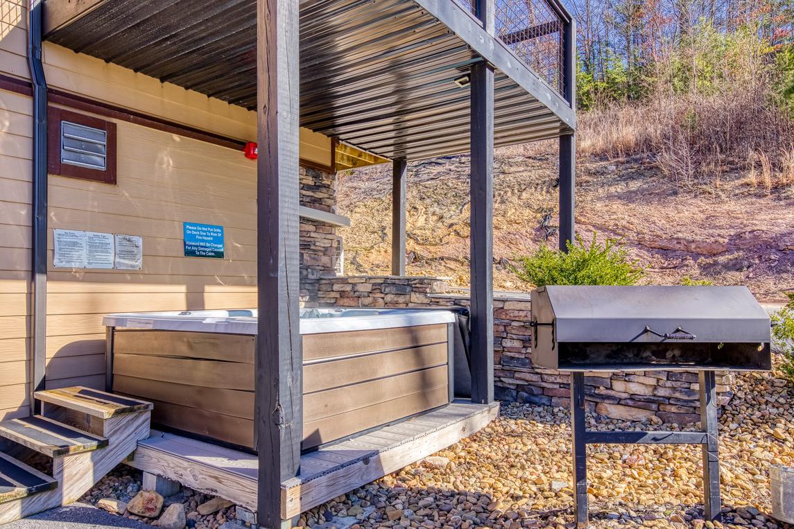 Summit Trails Retreat - New listing