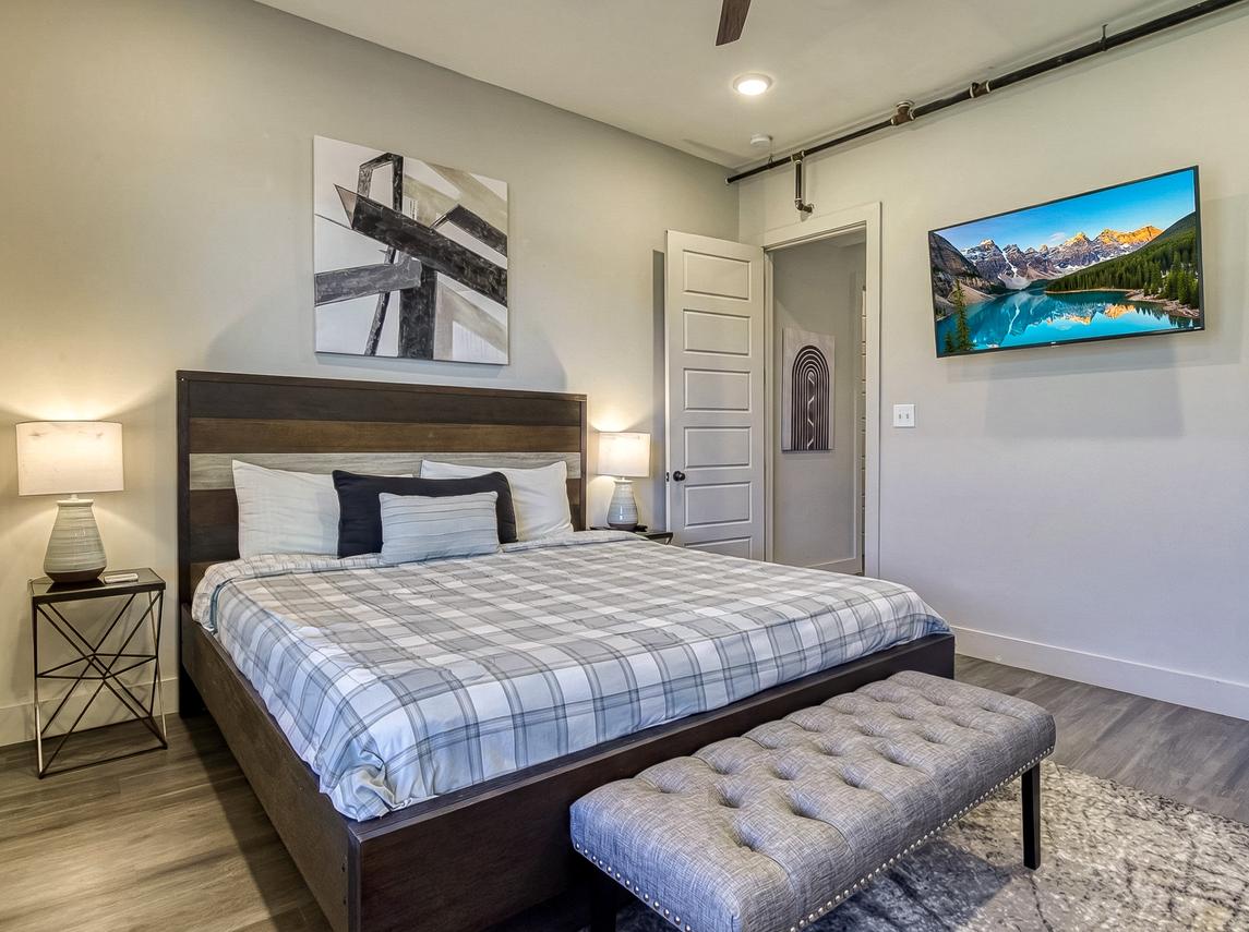 Summit Trails Retreat - New listing