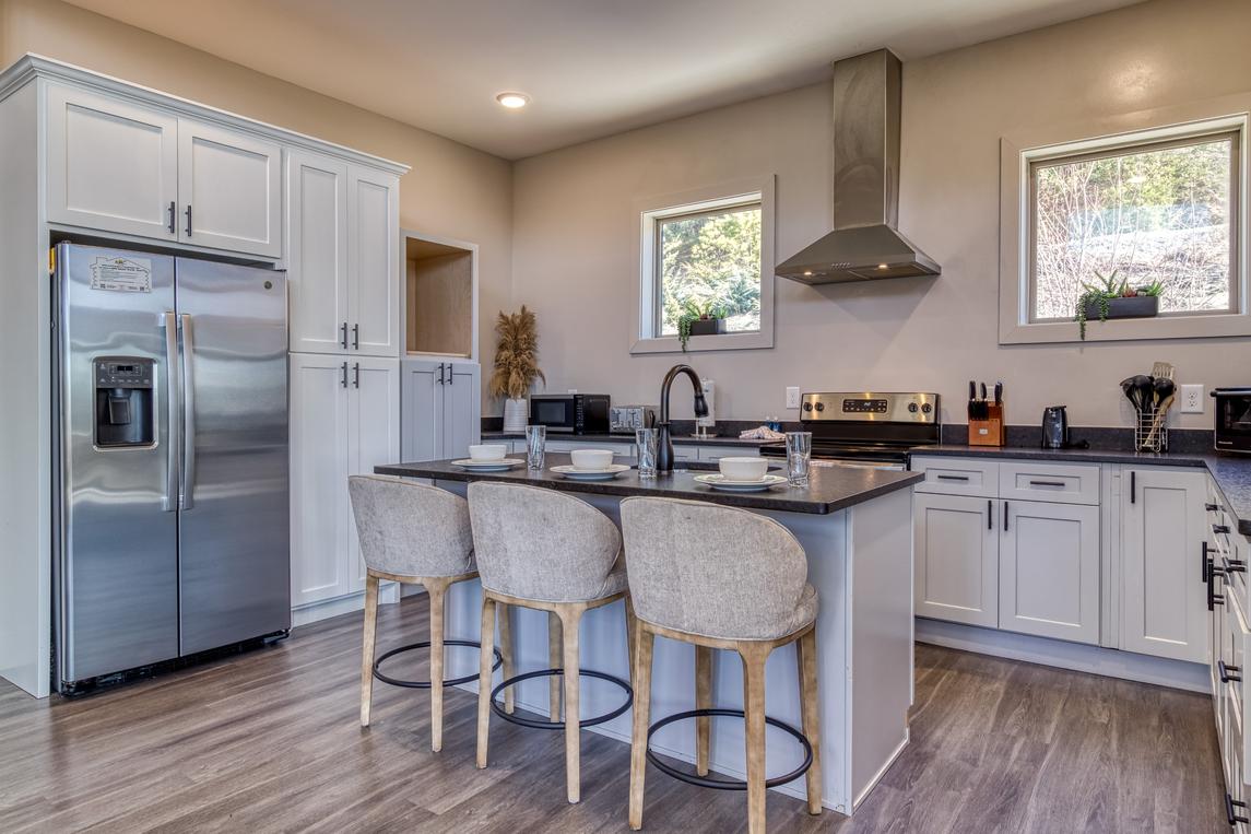 Summit Trails Retreat - New listing