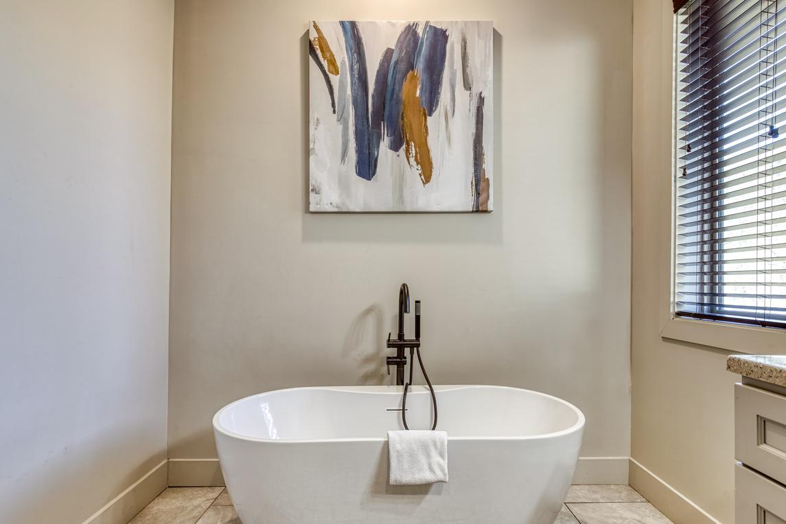 Summit Trails Retreat - New listing